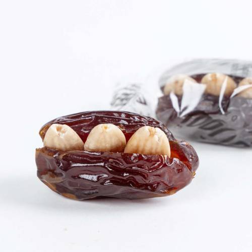 مدجول ملكي محشي باللوز 3 حبات مغلف